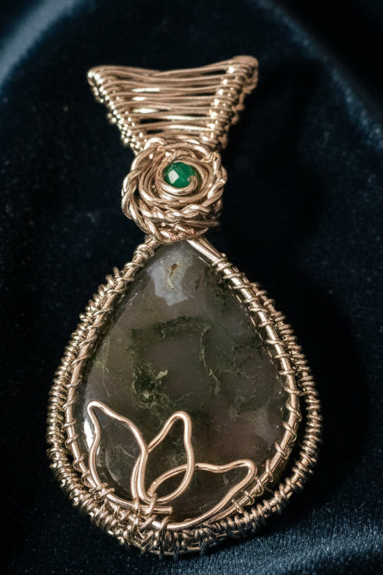 Moss agate pendant